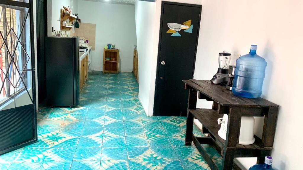 Hostal Casa 74 Dona Panchita Сан-Кристобаль-де-Ла-Касас Экстерьер фото